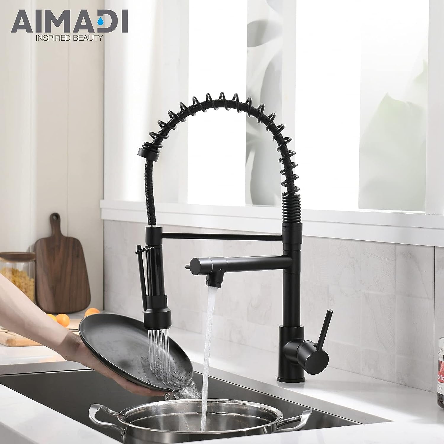 Kitchen Faucet,Kitchen Faucets with Pull down Sprayer  Commercial Style Single Handle Matte Black Kitchen Faucet with Sprayer